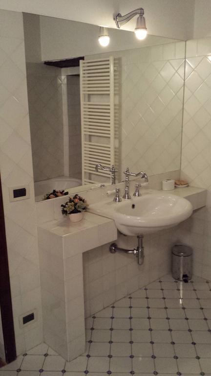 Palazzo Bizzarri Hotel Rapolano Terme Room photo