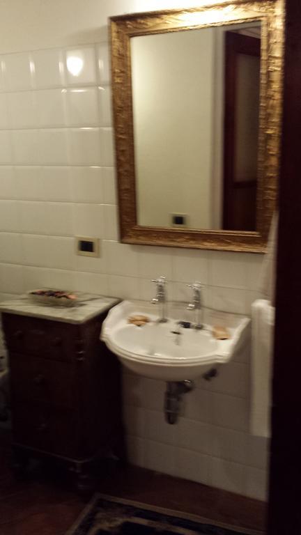 Palazzo Bizzarri Hotel Rapolano Terme Room photo